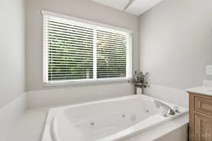 1161 Essex Glenn, Hamilton Township, OH 45152 - Photo 39