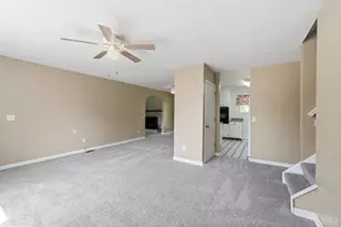 2536 Bracebridge Dr, Cincinnati, OH 45231 - Photo 5