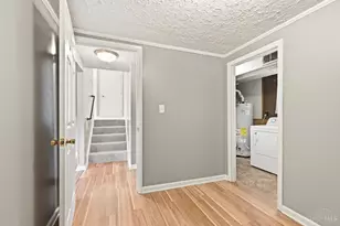 2536 Bracebridge Dr, Cincinnati, OH 45231 - Photo 35