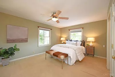 359 Woodknoll Terrace, Cincinnati, OH 45215 - Photo 21