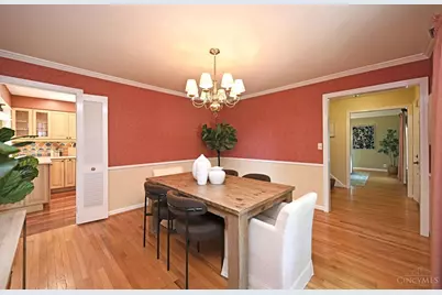 359 Woodknoll Terrace, Cincinnati, OH 45215 - Photo 9