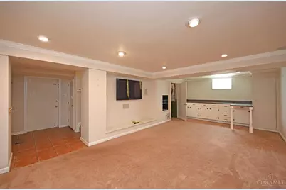 359 Woodknoll Terrace, Cincinnati, OH 45215 - Photo 37