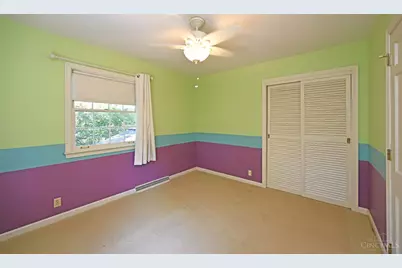 359 Woodknoll Terrace, Cincinnati, OH 45215 - Photo 29