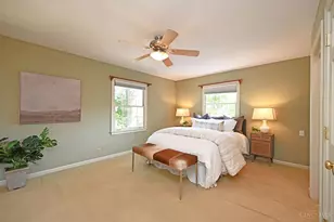 359 Woodknoll Terrace, Wyoming, OH 45215 - Photo 19