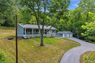 892 Happy Ln, Miami Township, OH 45150 - Photo 1