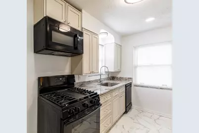 3168 Queen City Avenue, Cincinnati, OH 45238 - Photo 11