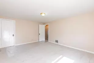 3168 Queen City Ave, Cincinnati, OH 45238 - Photo 13