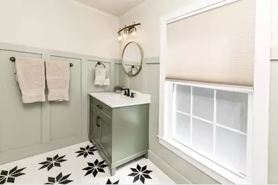 467 Flinn Avenue, Cincinnati, OH 45226 - Photo 31
