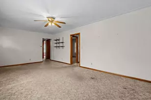 731 Crestview Dr, Wilmington, OH 45177 - Photo 19