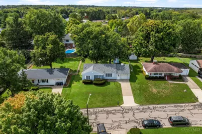 731 Crestview Drive, Wilmington, OH 45177 - Photo 9