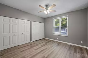991 Paradrome St, Cincinnati, OH 45202 - Photo 5