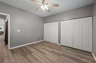 991 Paradrome St, Cincinnati, OH 45202 - Photo 7