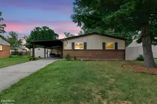5705 Crabapple Way Dr, Miami Township, OH 45150 - Photo 1