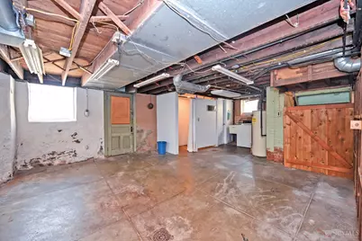 4375 Haight Avenue, Cincinnati, OH 45223 - Photo 37