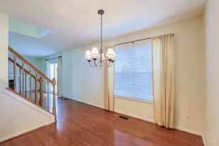 1019 Weeping Willow Ln, Hamilton Township, OH 45039 - Photo 9