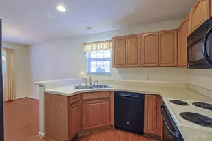 1019 Weeping Willow Ln, Hamilton Township, OH 45039 - Photo 13