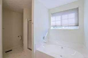 1019 Weeping Willow Ln, Hamilton Township, OH 45039 - Photo 17