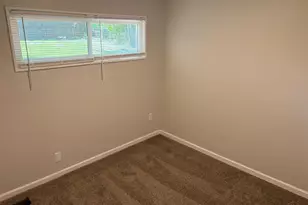 8636 Bobolink Dr, Springfield Township, OH 45231 - Photo 7