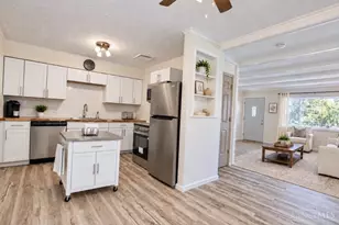 3065 Aquadale Ln, Cincinnati, OH 45211 - Photo 11