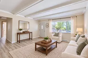 3065 Aquadale Ln, Cincinnati, OH 45211 - Photo 5