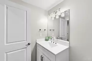 3651 Brotherton Rd, Cincinnati, OH 45209 - Photo 15