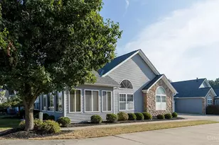1100 St Andrews Cir, Miami Township, OH 45150 - Photo 5