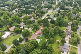 9871 Zig Zag Rd, Montgomery, OH 45242 - Photo 9