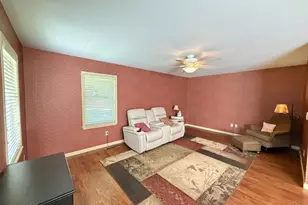 700 E Main St, Hillsboro, OH 45133 - Photo 5