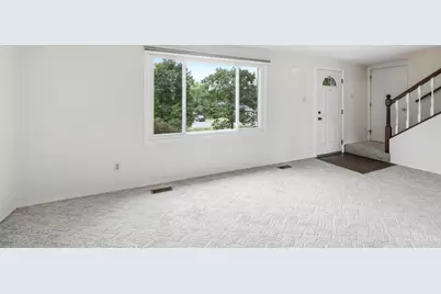 7297 Birchwood Drive, West Chester, OH 45069 - Photo 5