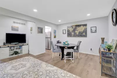 9441 Colegate Way, West Chester, OH 45011 - Photo 7
