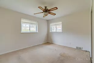 6955 Carroll Ave, Sycamore Township, OH 45236 - Photo 15