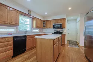 11715 Kemper Woods Dr, Symmes Township, OH 45249 - Photo 13