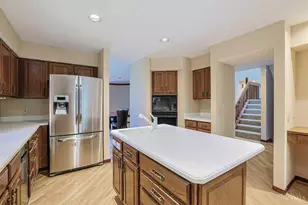 116 Bentwood Ct, Blue Ash, OH 45241 - Photo 9