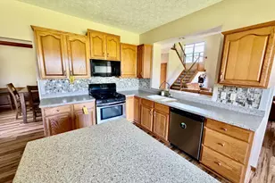 587 Westwynd Cir, Wilmington, OH 45177 - Photo 11