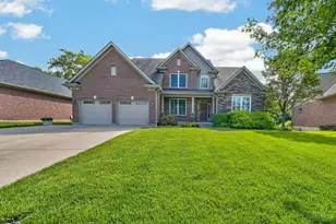818 Forest Acres Dr, Anderson Township, OH 45255 - Photo 3