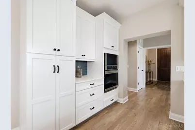 9815 Orchard Trail, Montgomery, OH 45242 - Photo 5