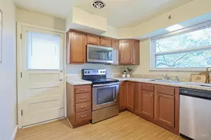 937 Alnetta Dr, Anderson Township, OH 45230 - Photo 9