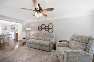 4570 Hunt Rd, Blue Ash, OH 45242 - Photo 5