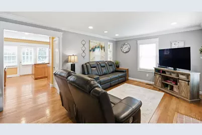 3307 Maplecrest Place, Cincinnati, OH 45209 - Photo 3
