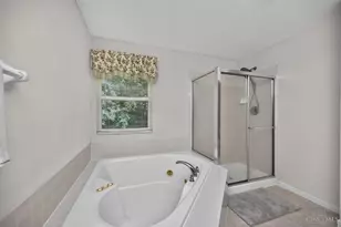 1206 E Glen Echo Ln, Miami Township, OH 45140 - Photo 25