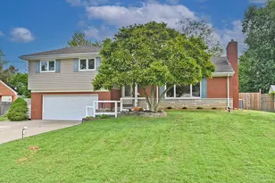 1258 Immaculate Ln, Anderson Township, OH 45255 - Photo 3