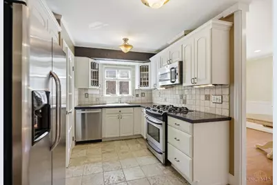 3320 N Sterling Way, Cincinnati, OH 45209 - Photo 15