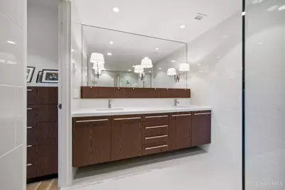 2801 Erie Avenue #302, Cincinnati, OH 45208 - Photo 19