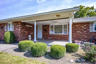 1224 Cadillac Dr, Hamilton, OH 45013 - Photo 3