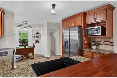3322 Maplecrest Place, Cincinnati, OH 45209 - Photo 11