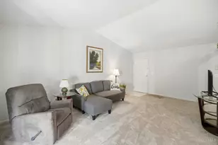 8824 Carrousel Park Cir, Colerain Township, OH 45251 - Photo 5