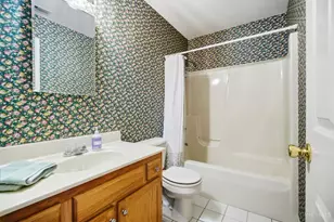 8824 Carrousel Park Cir, Colerain Township, OH 45251 - Photo 23