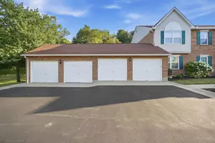 8824 Carrousel Park Cir, Colerain Township, OH 45251 - Photo 3
