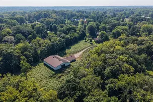8505 Fox Cub Ln, Indian Hill, OH 45243 - Photo 17