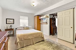 5471 Asbury Lake Dr, Green Township, OH 45247 - Photo 25